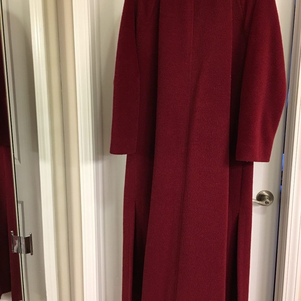 Coat - Picture 4 of 6